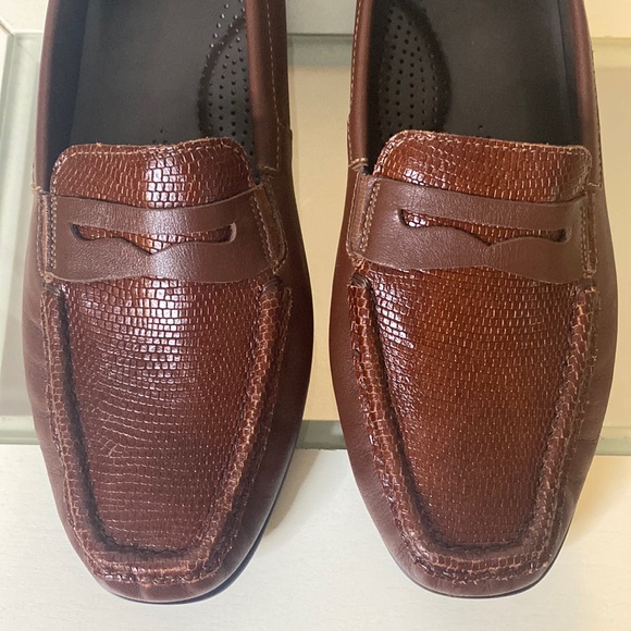 SAS Penny Loafer Slip On Brown Snake Skin Print Shoe- Sz 8 Narrow - Picture 5 of 13